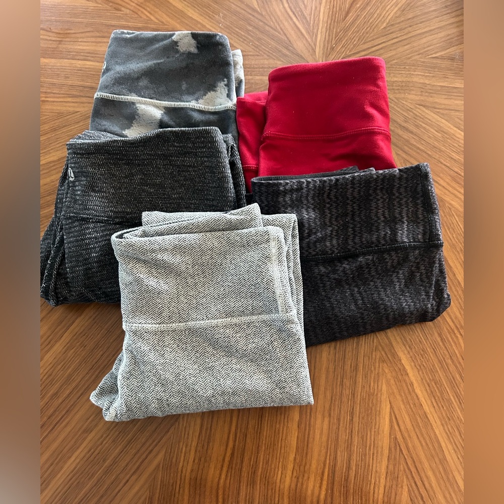 Lot of 5 Lululemon leggings size 4. All in excellent condition.